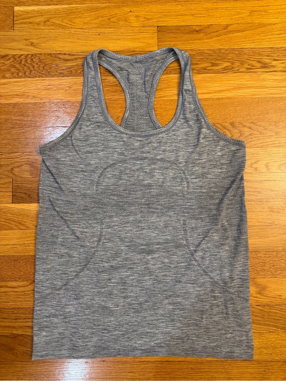 Lululemon Swiftly Tech Racerback Tank Top in Light Heathered Gray - Size 12
